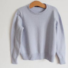 EXCLUSIVE lambswool sweater