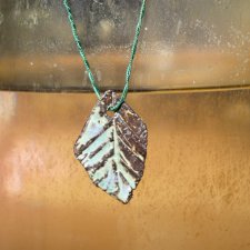Biżuteria ceramiczna, biżuteria artystyczna, naszyjniki ceramiczne, ręcznie robiona, damska, z ceramiki, ręcznie malowana, wisior