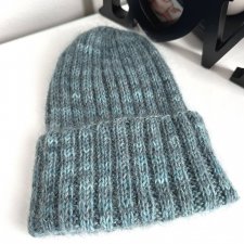 Ręcznie robiona czapka beanie AUREA 100% Ręcznie farbowana Baby Merino plus moher i jedwab Morski - edycja limitowana