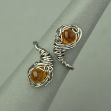 Pierścionek regulowany miodowy granat, wire wrapping, stal chirurgiczna