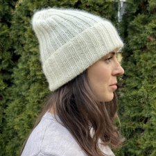 Ręcznie robiona czapka beanie MIRA 100% Merino plus moher i jedwab 01 Ecru - od ręki