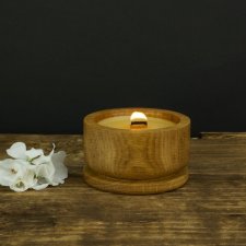 Sojowa, bezzapachowa świeca w drewnie dębowym