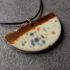 Naszyjnik ceramiczny łódka kremowo-złota