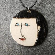 Naszyjnik ceramiczny dziewczyna mały