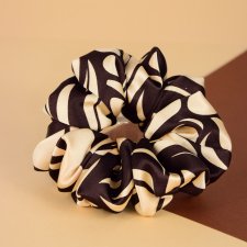 Gumka do włosów scrunchie.