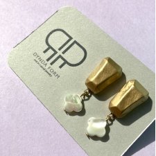 Gold & shell