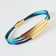 Sea Story v Gold