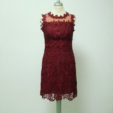 RED CHILLI* koronkowa sukienka M