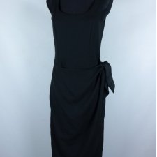 Elegancka ołówkowa sukienka kopertowa midi 10 / 36