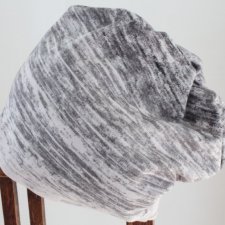 cienka czapka BEANIE handmade szara wzory