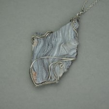 UNIKAT Błękitny duży wisior chalcedon, wire wrapping, róża chalcedonowa