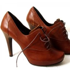 WODNIAK * - SKÓRZANE  SZNUROWANE CZÓŁENKA