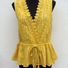 TOP SECRET* - ( NOWA Z METKĄ) BLUZKA