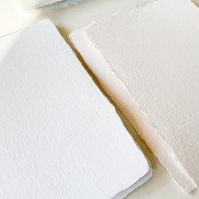 Papier ręcznie czerpany