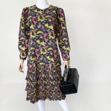 Kwiatowa długa sukienka vintage