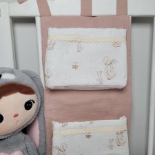Muślinowy organizer na łóżeczko niemowlęce dziecięce w gąski Mrs Dumpling