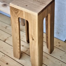 Drewniany hoker, stołek barowy z drewna, dębowe, krzesło barowe dąb