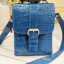 Skórzana torebka niebieska