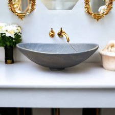 Bardzo elegancka owalna umywalka nablatowa