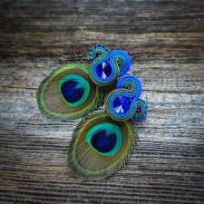 Peacock Eye- Etniczne kolczyki soutache z piórkami