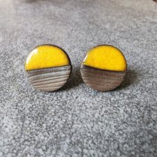 Kolczyki ceramiczne wkrętki żółto-brązowe duże
