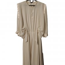 Kremowa sukienka vintage