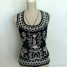 BLUZKA Z APLIKACJAMI*