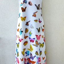 SUKIENKA Z MOTYLAMI