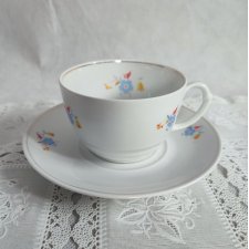 filiżanka ze spodkiem-porcelana-vintage