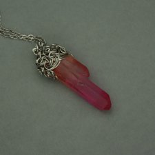 Wisiorek Talizman różowy kryształ górski, wire wrapping, stal chirurgiczna