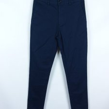 Boohoo Man granatowe spodnie chinos - UK 32 / EU 48 pas 78 cm
