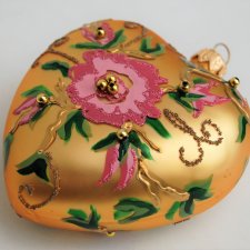 Złota bombka serce w kwiaty, ręcznie malowana, zdobiona 9,5 cm