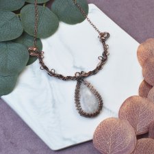 Miedziany naszyjnik wire wrapping z kamieniem księżycowym #504