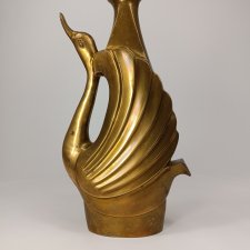 Mosiężny wazon w kształcie łabędzia
