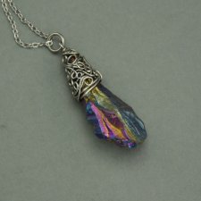 Wisiorek talizman kwarc tytanowy aura tęczowa ze stali chirurgicznej wire wrapping