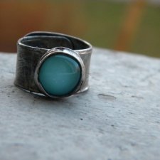 Świetlisty  błękit  - pierścionek