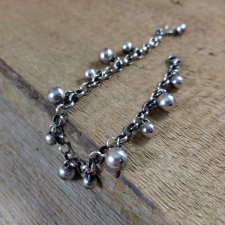 Bransoletka z zawieszkami - gładkie kule II