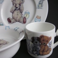 roy kirkham 2006  TEDDY TIME  Fine Bone China  szlachetnie porcelanowy oryginalny 3 częściowy zestaw /komplet dla dziecka