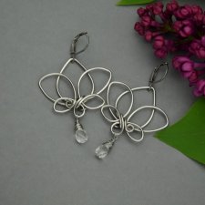 Długie kolczyki kwiat lotosu kryształ górski, wire wrapping