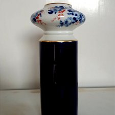 Ręcznie malowany wazon porcelanowy "Prawdziwy kobalt" z połowy wieku UNTER WEISS BACH.