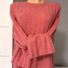 Sweter H&M Divided r.M kolor malinowy różowy ciepły wełna alpaka