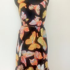 SIMPLE .BE - SUKIENKA