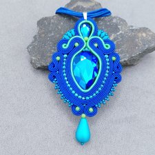 "Azuro" zielono niebieski wisior sutasz z kryształkiem