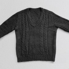 Unikat ręcznie robiony sweter wełniany grafitowy