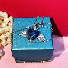 Wisior skrzydlate serce lapis lazuli
