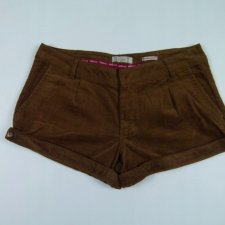 Pull & Bear sztruksowe spodenki szorty sztruks / 38