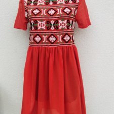 ZARA - SUKIENKA Z HAFTEM