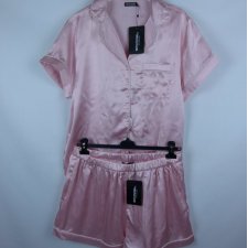 Pretty Little Thing satynowa piżama satyna z metką 16 / 42