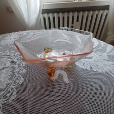 Salaterka szklana.