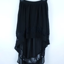 Forever 21 asymetryczna spódnica z koronką / XS
